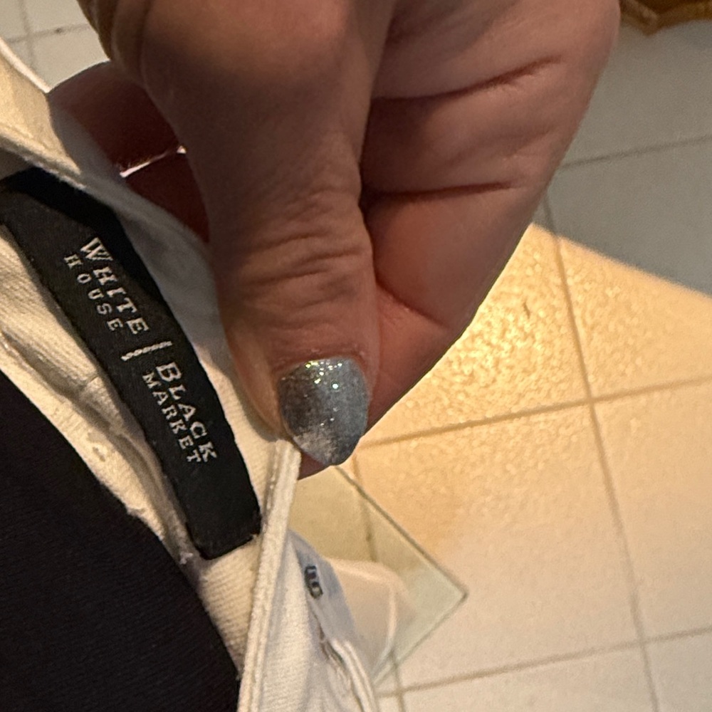 White House Black Market Straight Leg White Jeans - Picture 3 of 6